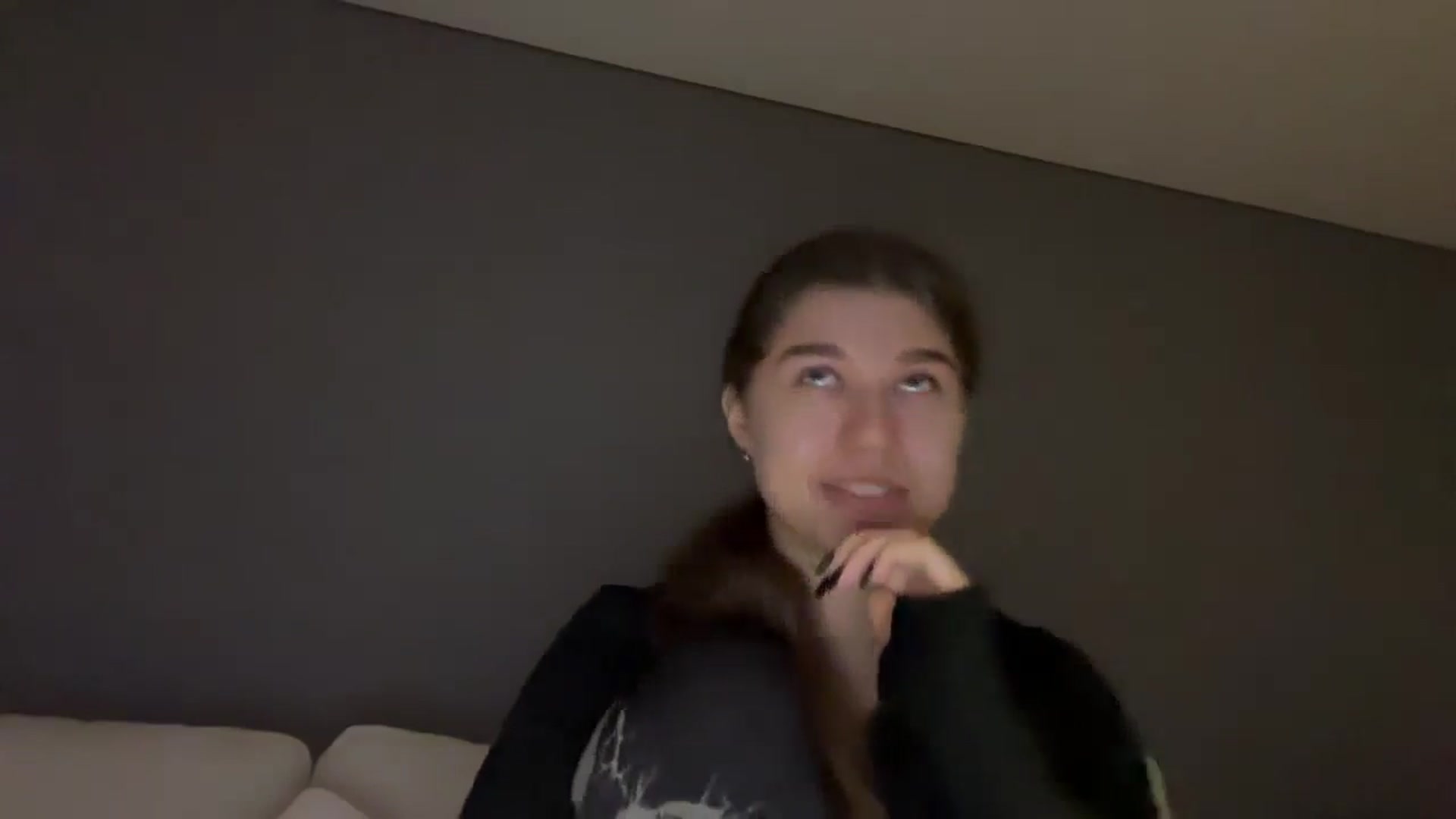 Gallery image thumbnail from JewelReigns's myfreecams stream on, 10/22/2025, 16:56 image 17 of 20