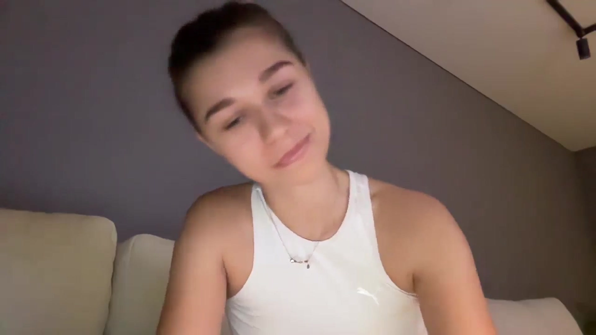 Gallery image thumbnail from JewelReigns's myfreecams stream on, 10/24/2025, 17:28 image 9 of 20
