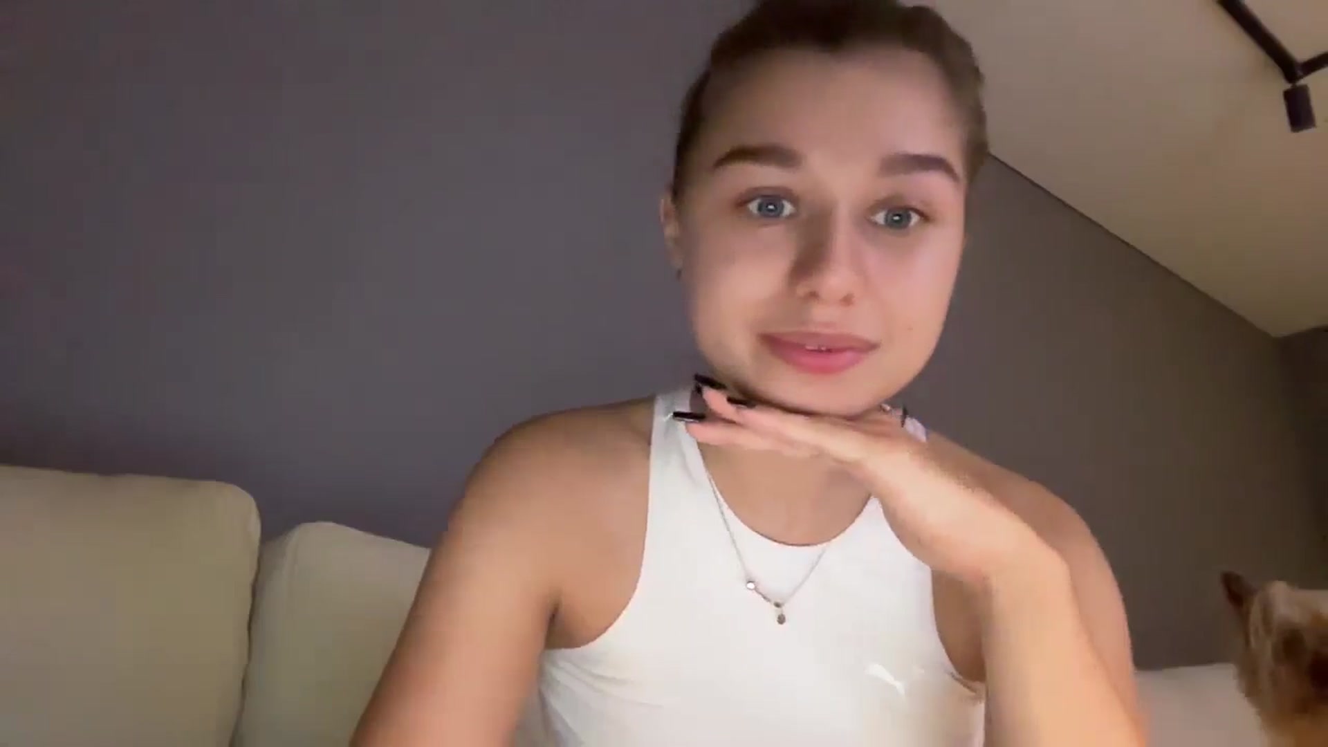 Gallery image thumbnail from JewelReigns's myfreecams stream on, 10/24/2025, 17:28 image 6 of 20
