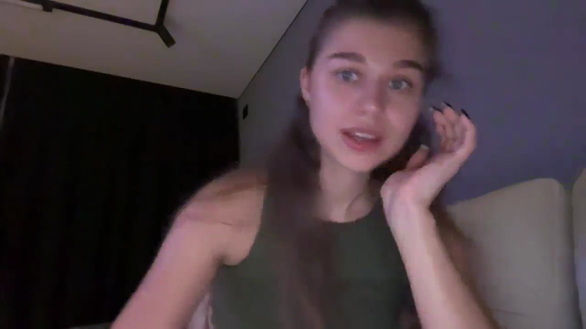 Gallery image thumbnail from JewelReigns's myfreecams stream on, 10/26/2025, 19:42 image 14 of 20