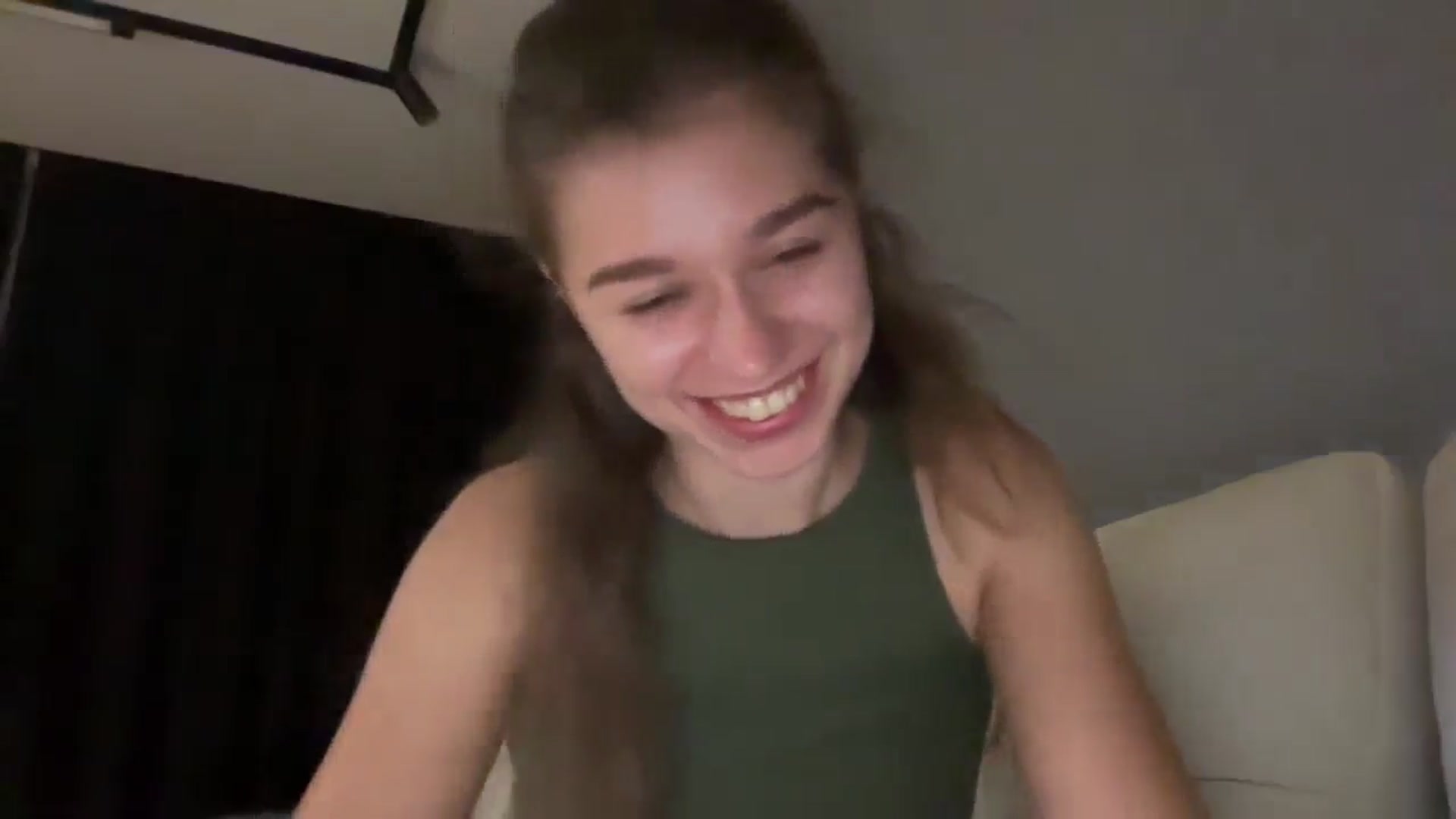 Gallery image thumbnail from JewelReigns's myfreecams stream on, 10/26/2025, 19:42 image 6 of 20