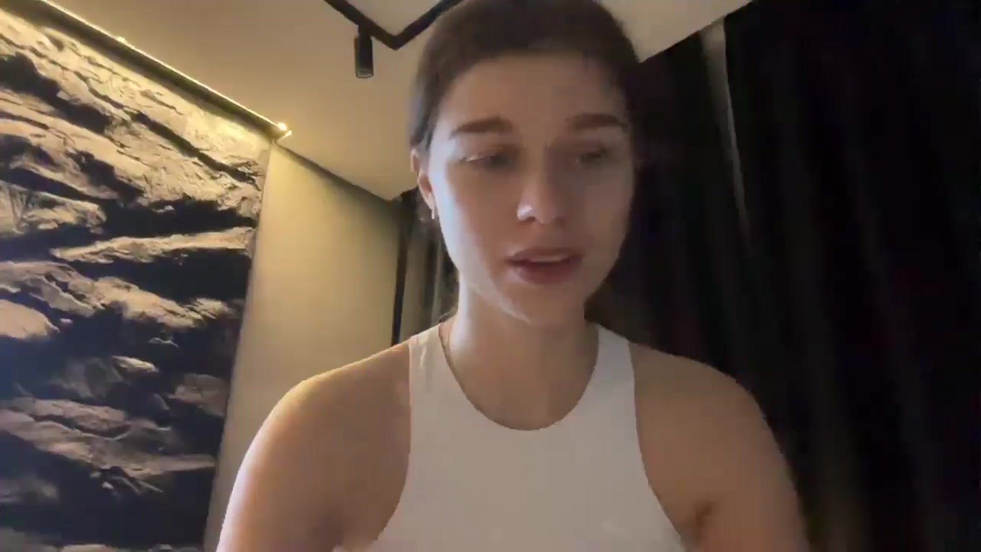 Gallery image thumbnail from JewelReigns's myfreecams stream on, 10/27/2025, 16:41 image 15 of 20