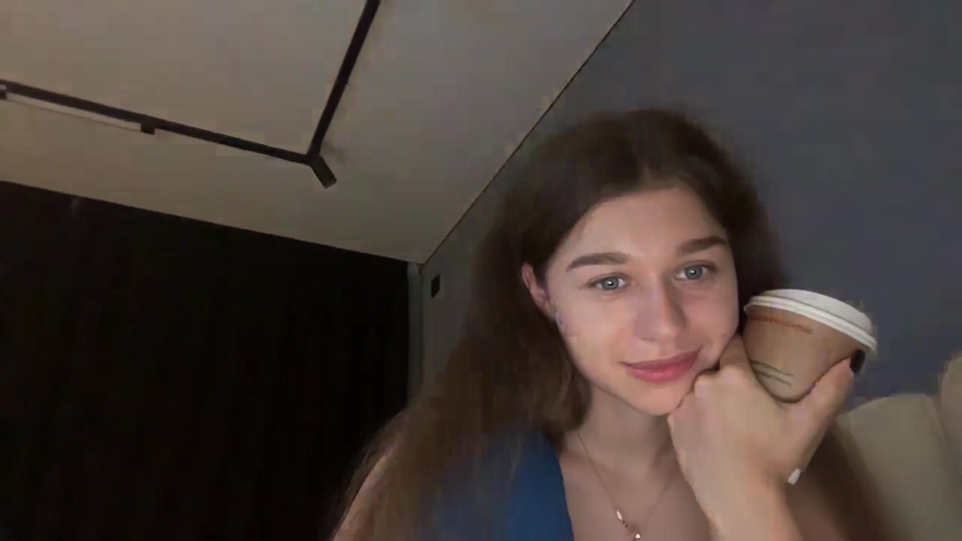 Gallery image thumbnail from JewelReigns's myfreecams stream on, 10/30/2025, 18:23 image 8 of 20