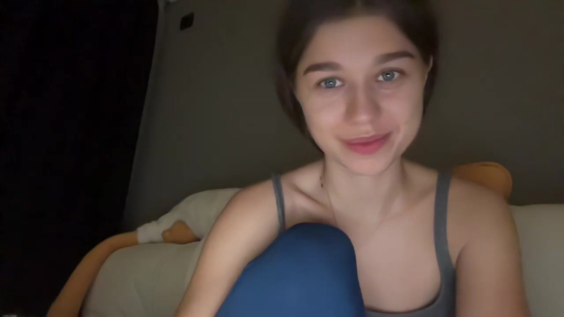 Gallery image thumbnail from JewelReigns's myfreecams stream on, 10/30/2025, 23:33 image 1 of 20
