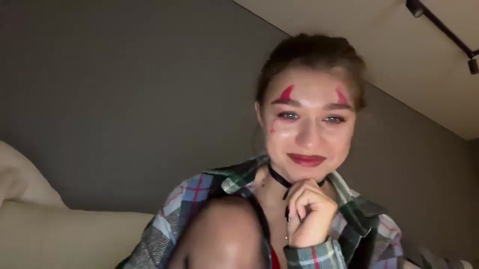 Gallery image thumbnail from JewelReigns's myfreecams stream on, 10/31/2025, 17:07 image 13 of 20