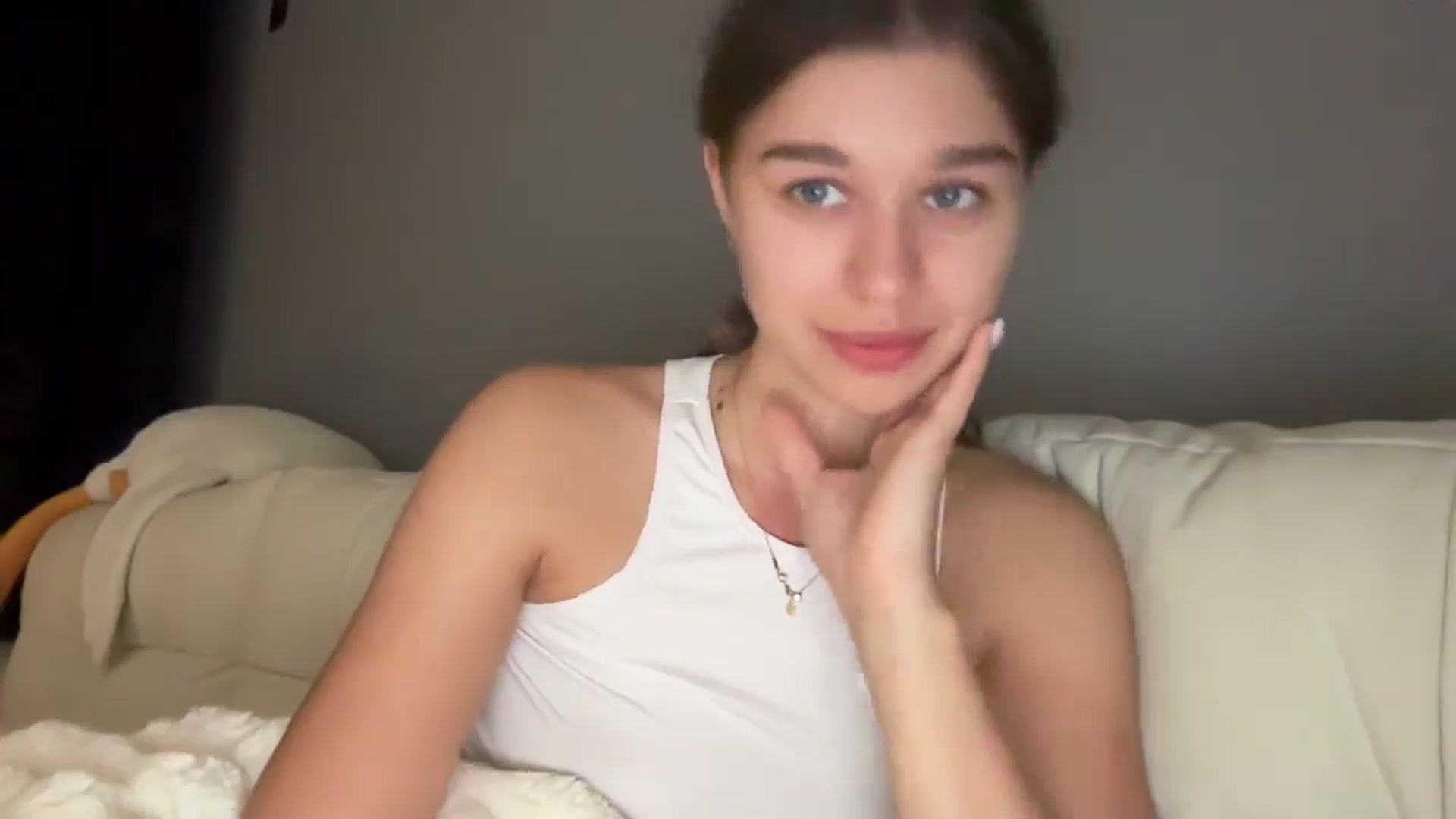 Gallery image thumbnail from JewelReigns's myfreecams stream on, 11/03/2025, 20:26 image 19 of 20