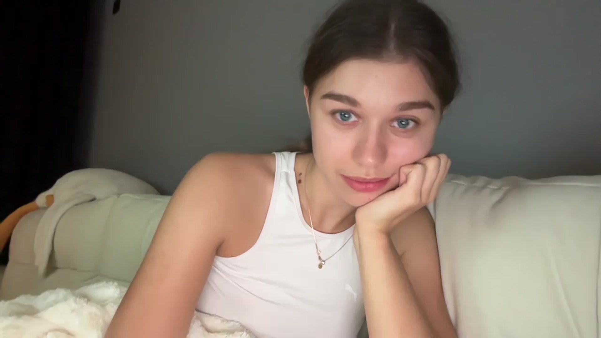 Gallery image thumbnail from JewelReigns's myfreecams stream on, 11/03/2025, 20:26 image 1 of 20