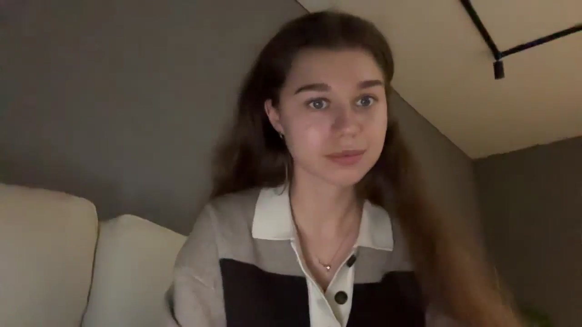 Gallery image thumbnail from JewelReigns's myfreecams stream on, 11/04/2025, 23:08 image 13 of 20