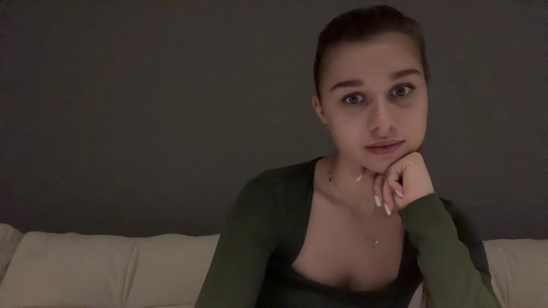 Gallery image thumbnail from JewelReigns's myfreecams stream on, 11/11/2025, 17:03 image 12 of 20