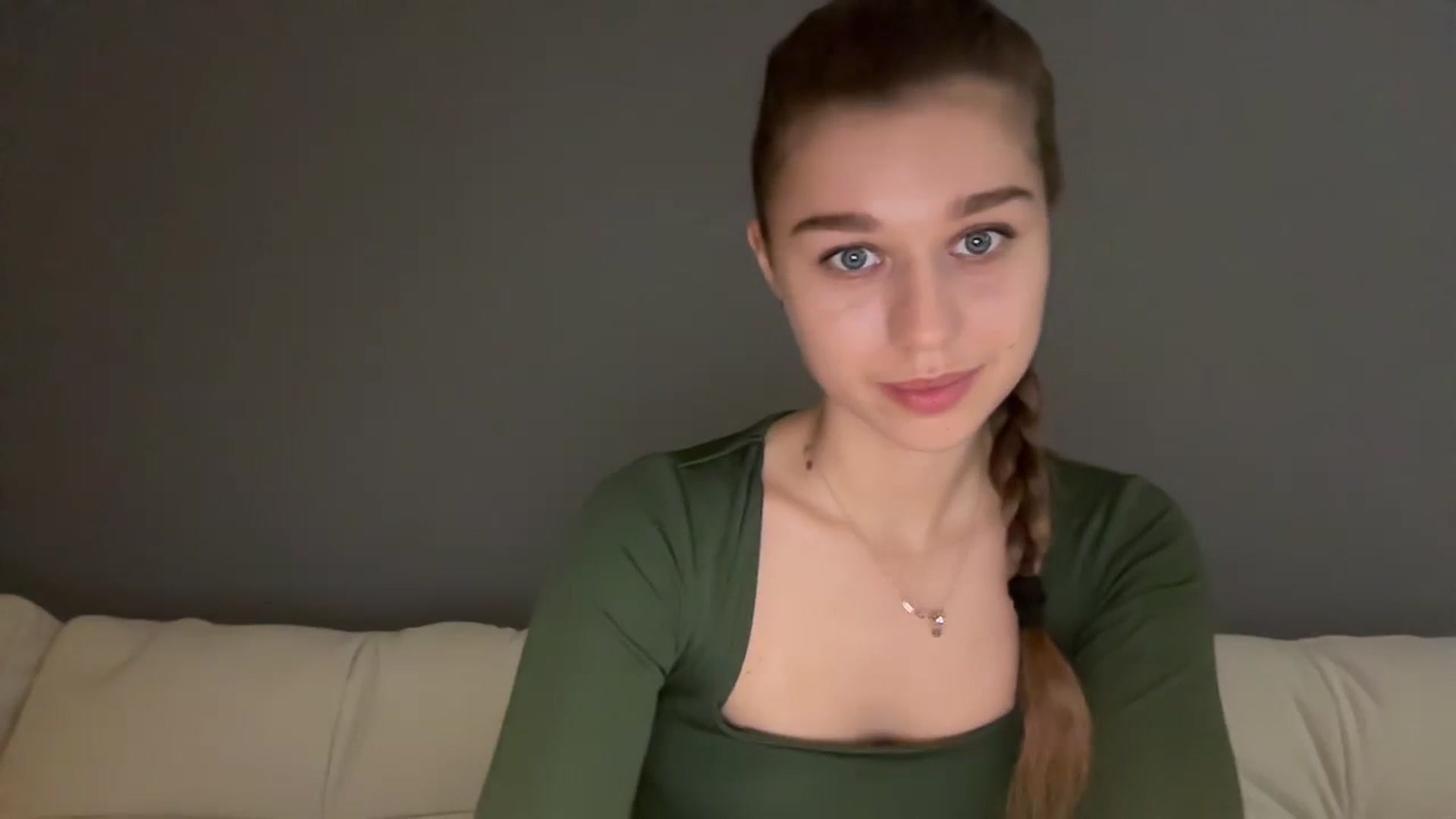 Gallery image thumbnail from JewelReigns's myfreecams stream on, 11/11/2025, 17:03 image 16 of 20