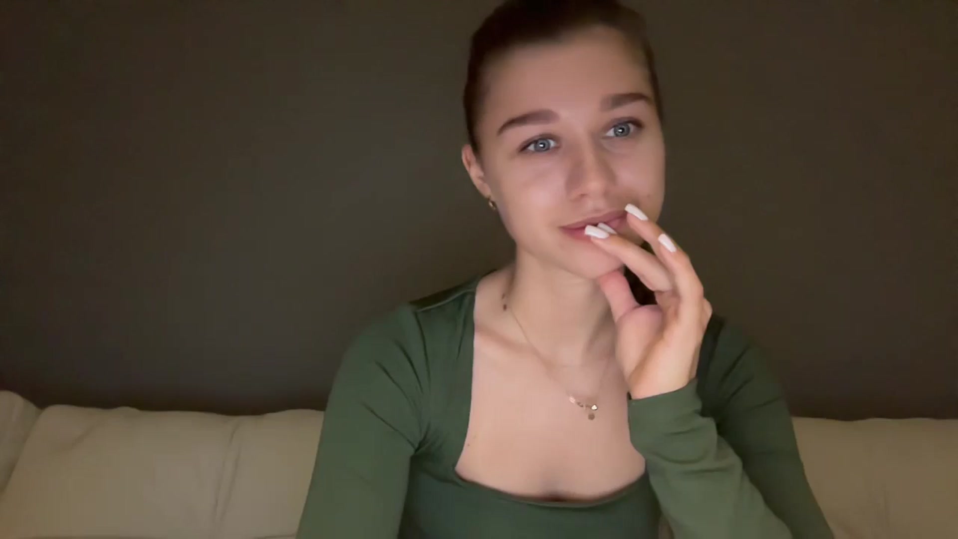 Gallery image thumbnail from JewelReigns's myfreecams stream on, 11/11/2025, 17:03 image 10 of 20