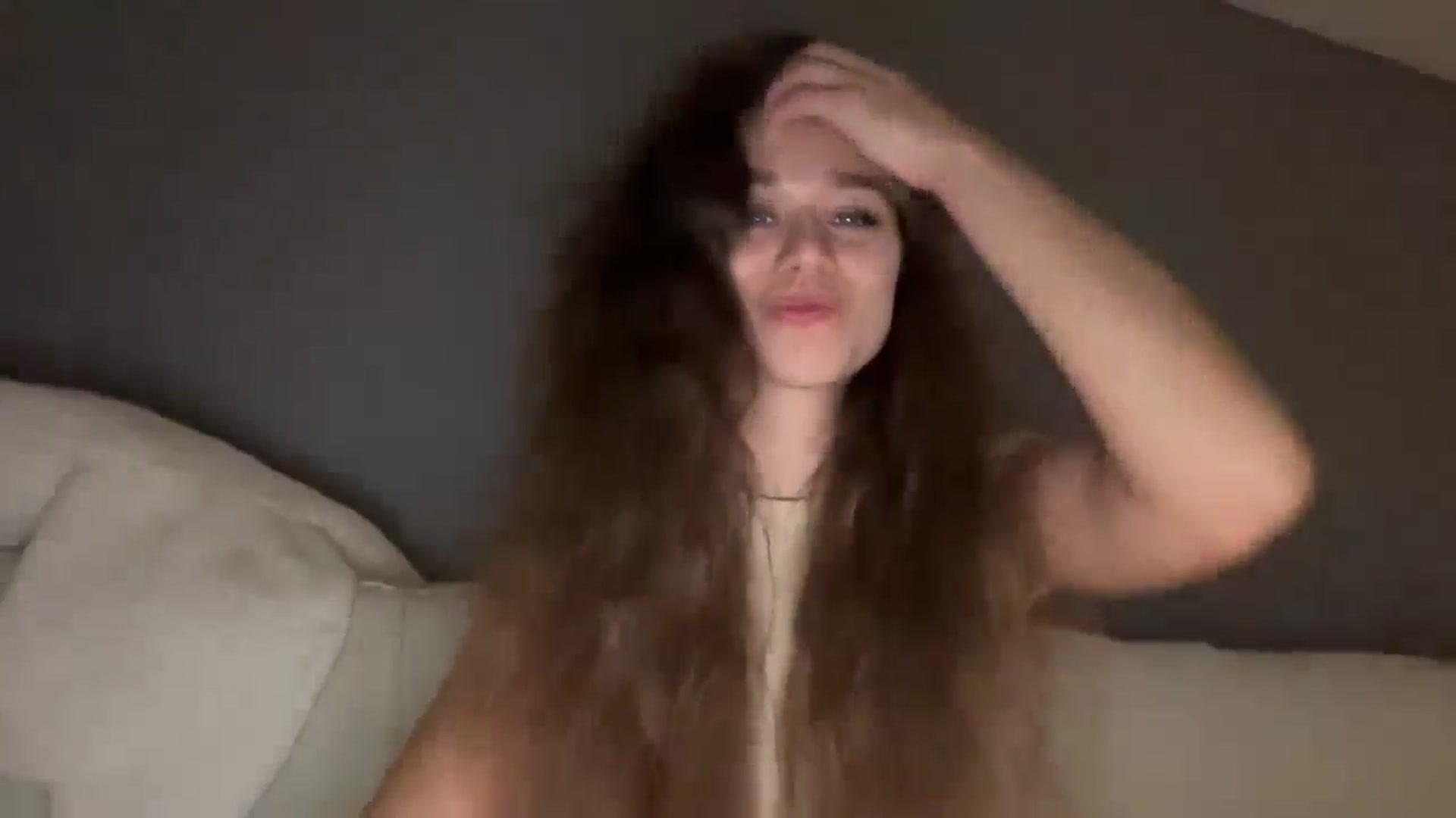 Gallery image thumbnail from JewelReigns's myfreecams stream on, 11/13/2025, 20:19 image 11 of 20