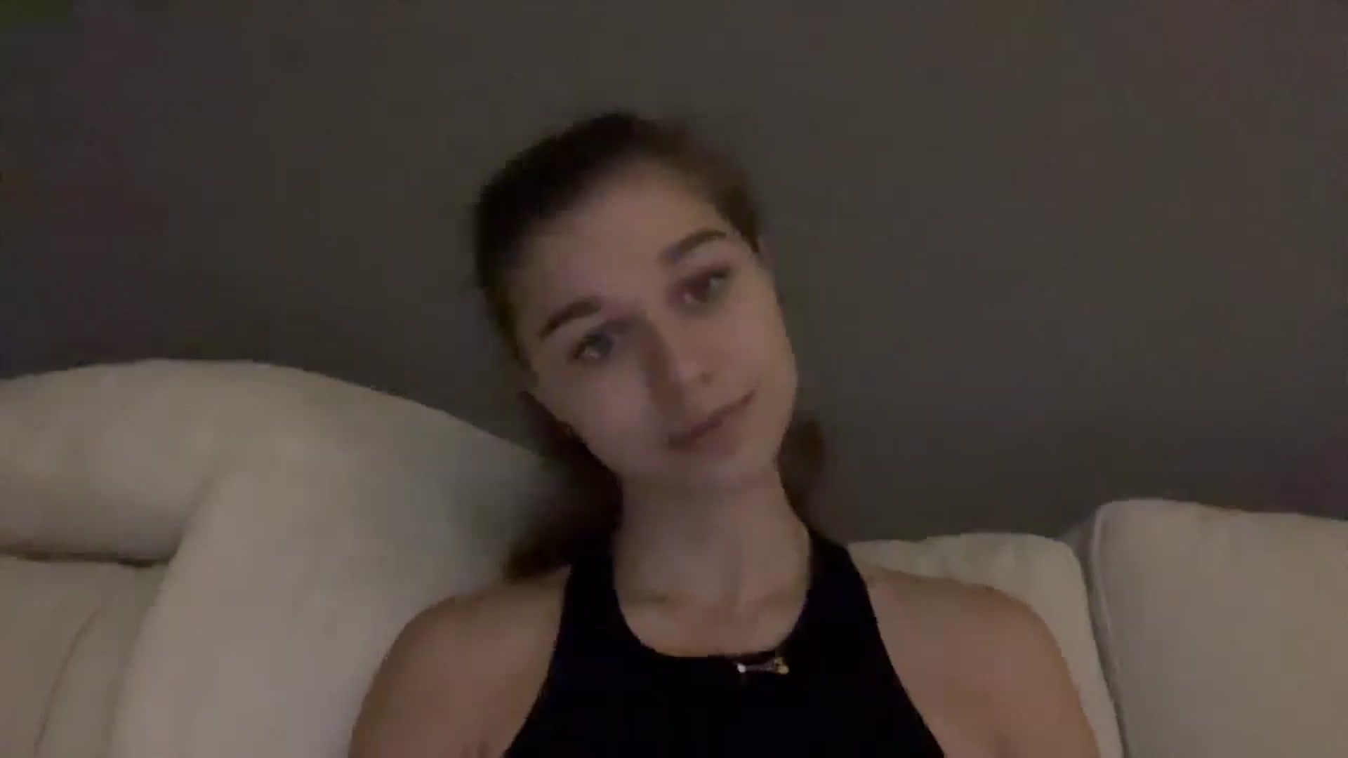 Gallery image thumbnail from JewelReigns's myfreecams stream on, 11/14/2025, 20:57 image 7 of 20