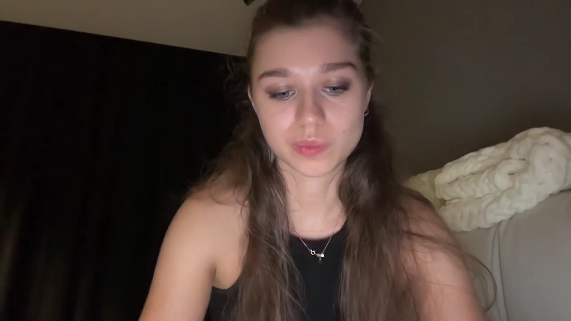 Gallery image thumbnail from JewelReigns's myfreecams stream on, 11/17/2025, 22:49 image 15 of 20