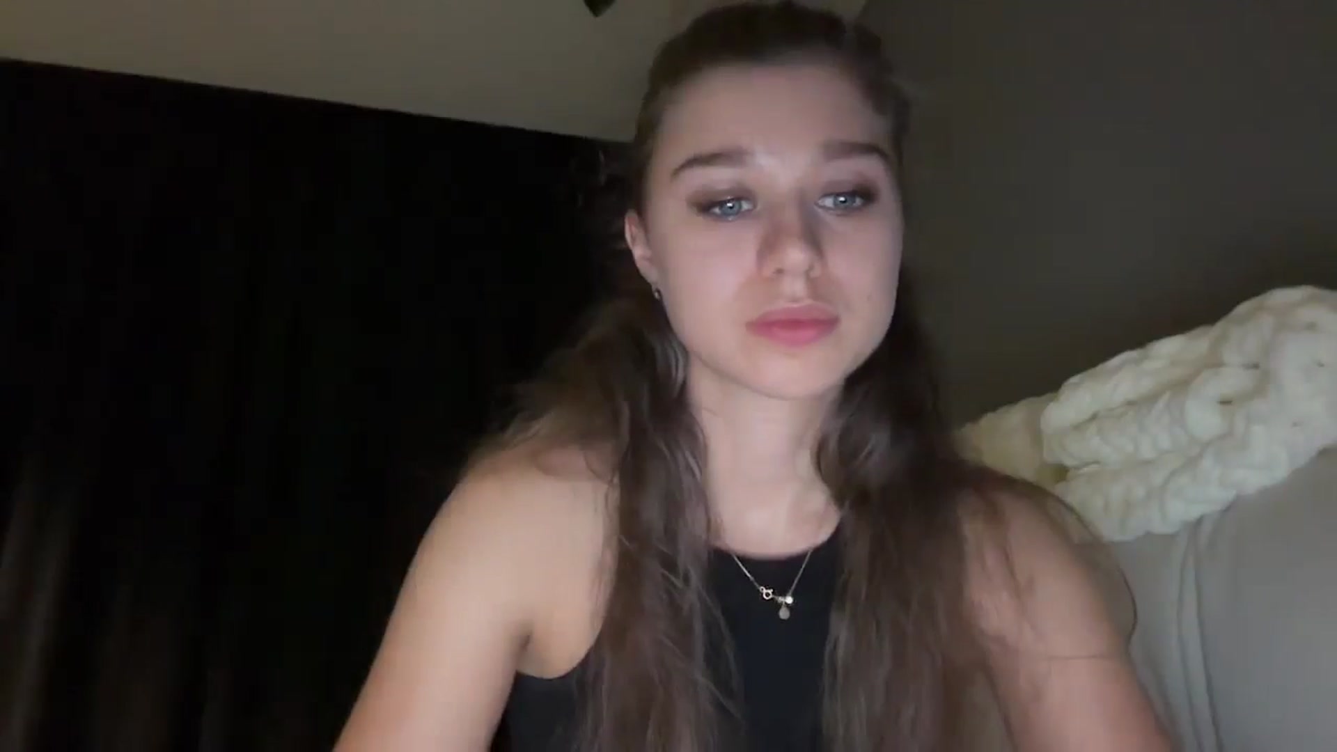 Gallery image thumbnail from JewelReigns's myfreecams stream on, 11/17/2025, 22:49 image 12 of 20