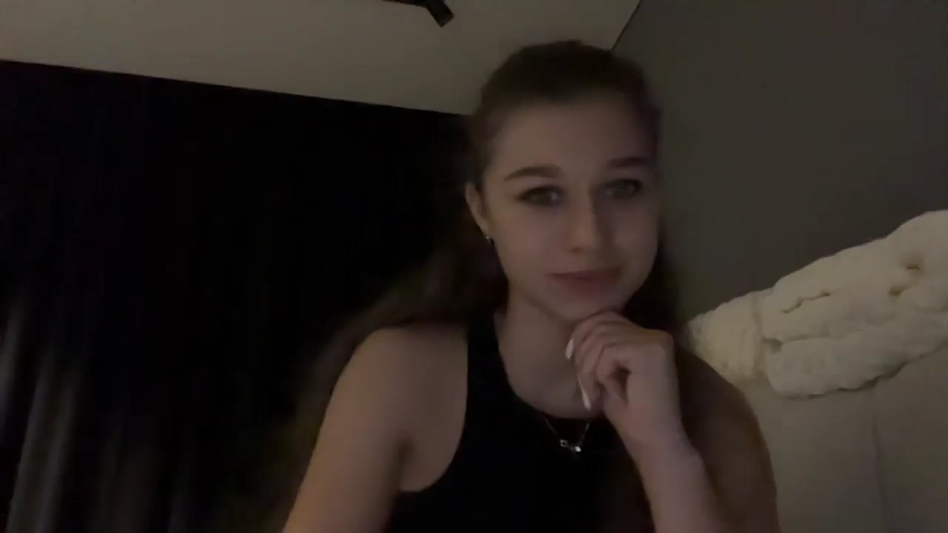 Gallery image thumbnail from JewelReigns's myfreecams stream on, 11/17/2025, 22:49 image 1 of 20