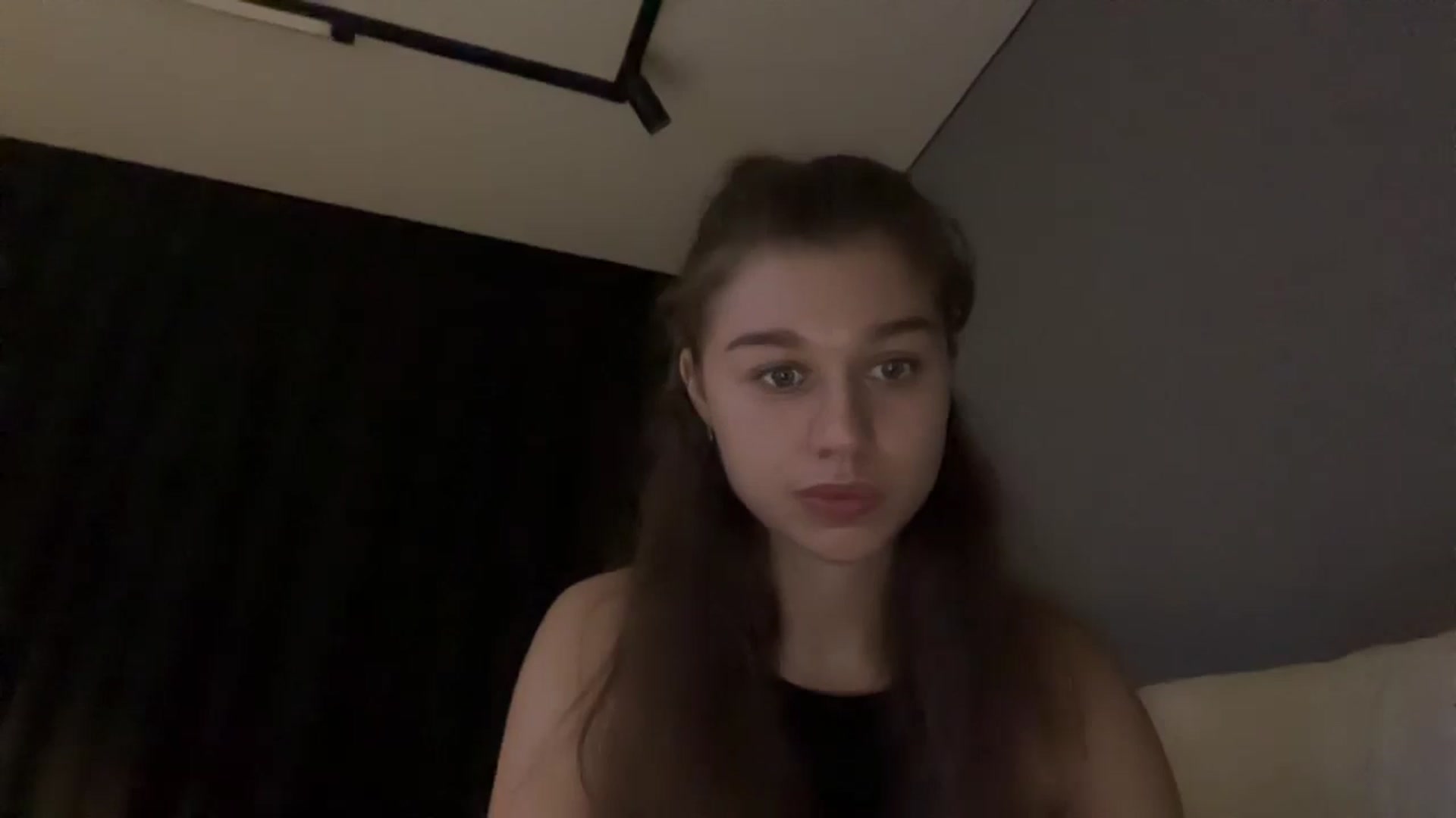 Gallery image thumbnail from JewelReigns's myfreecams stream on, 11/19/2025, 19:11 image 18 of 20