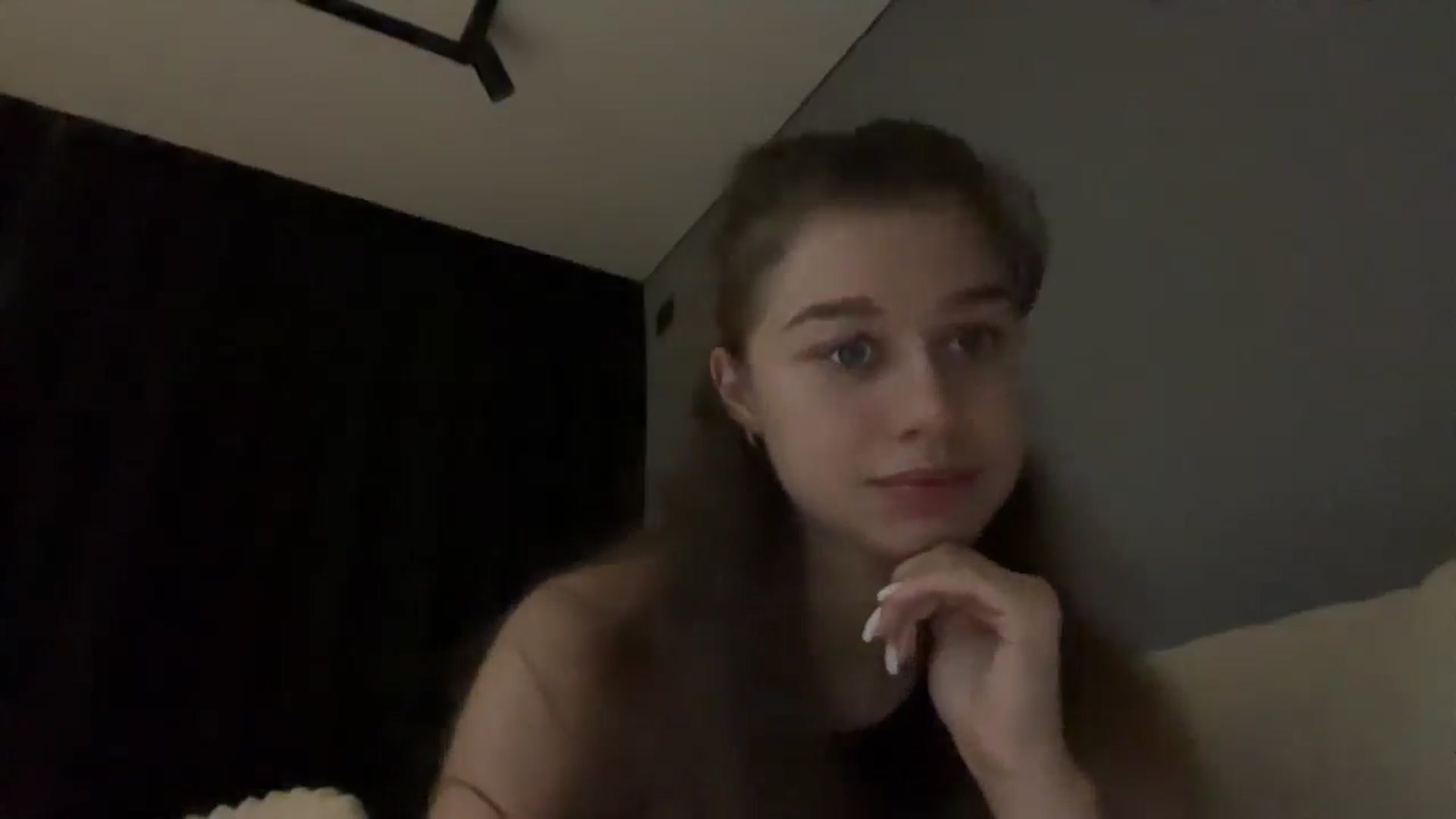 Gallery image thumbnail from JewelReigns's myfreecams stream on, 11/19/2025, 19:42 image 19 of 20