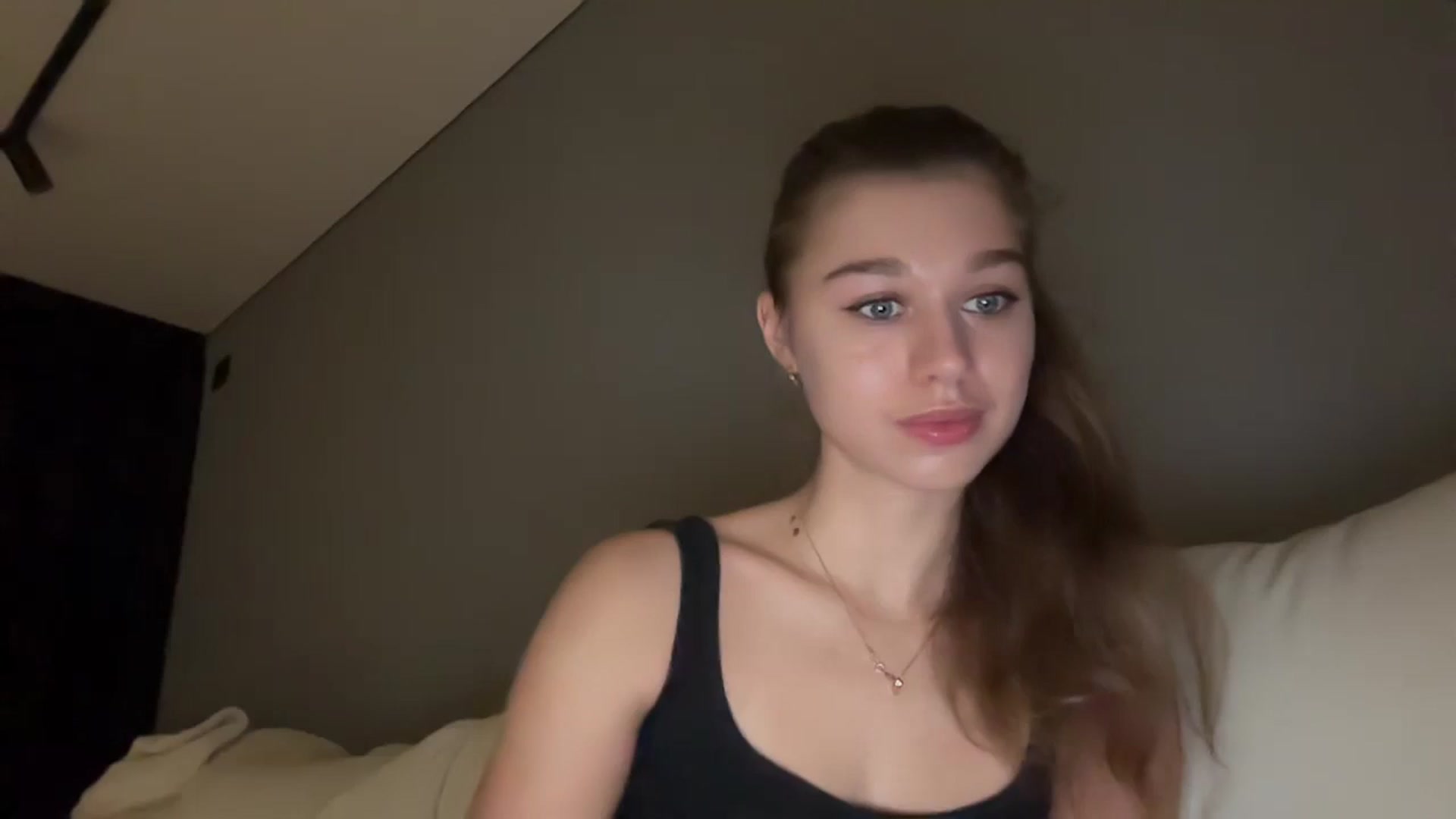Gallery image thumbnail from JewelReigns's myfreecams stream on, 11/20/2025, 15:55 image 18 of 20