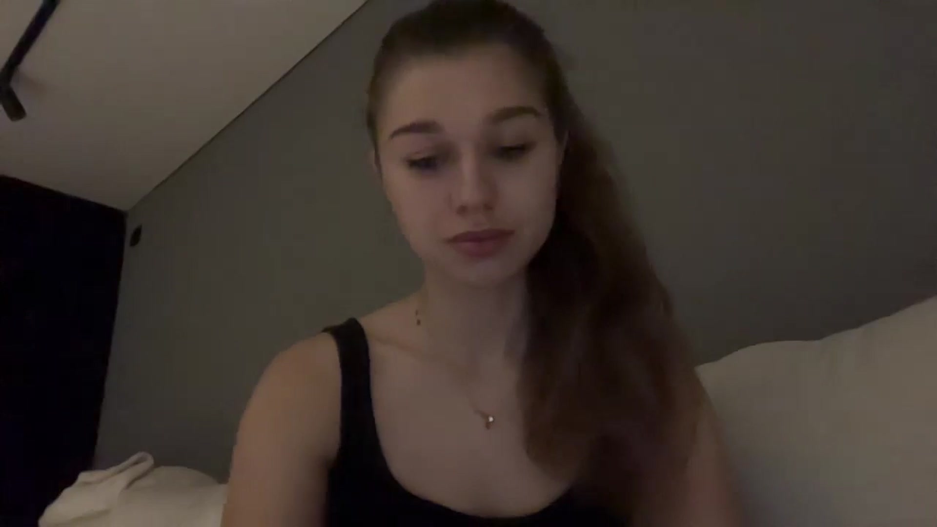 Gallery image thumbnail from JewelReigns's myfreecams stream on, 11/20/2025, 15:55 image 9 of 20