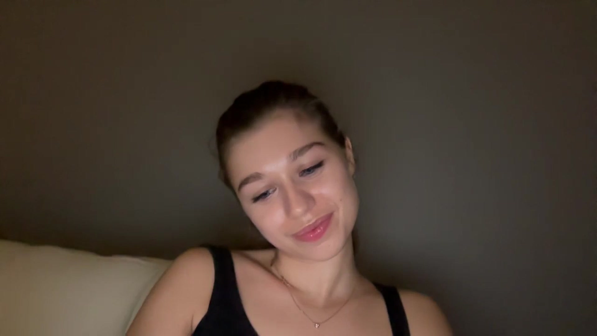 Gallery image thumbnail from JewelReigns's myfreecams stream on, 11/20/2025, 18:38 image 11 of 20