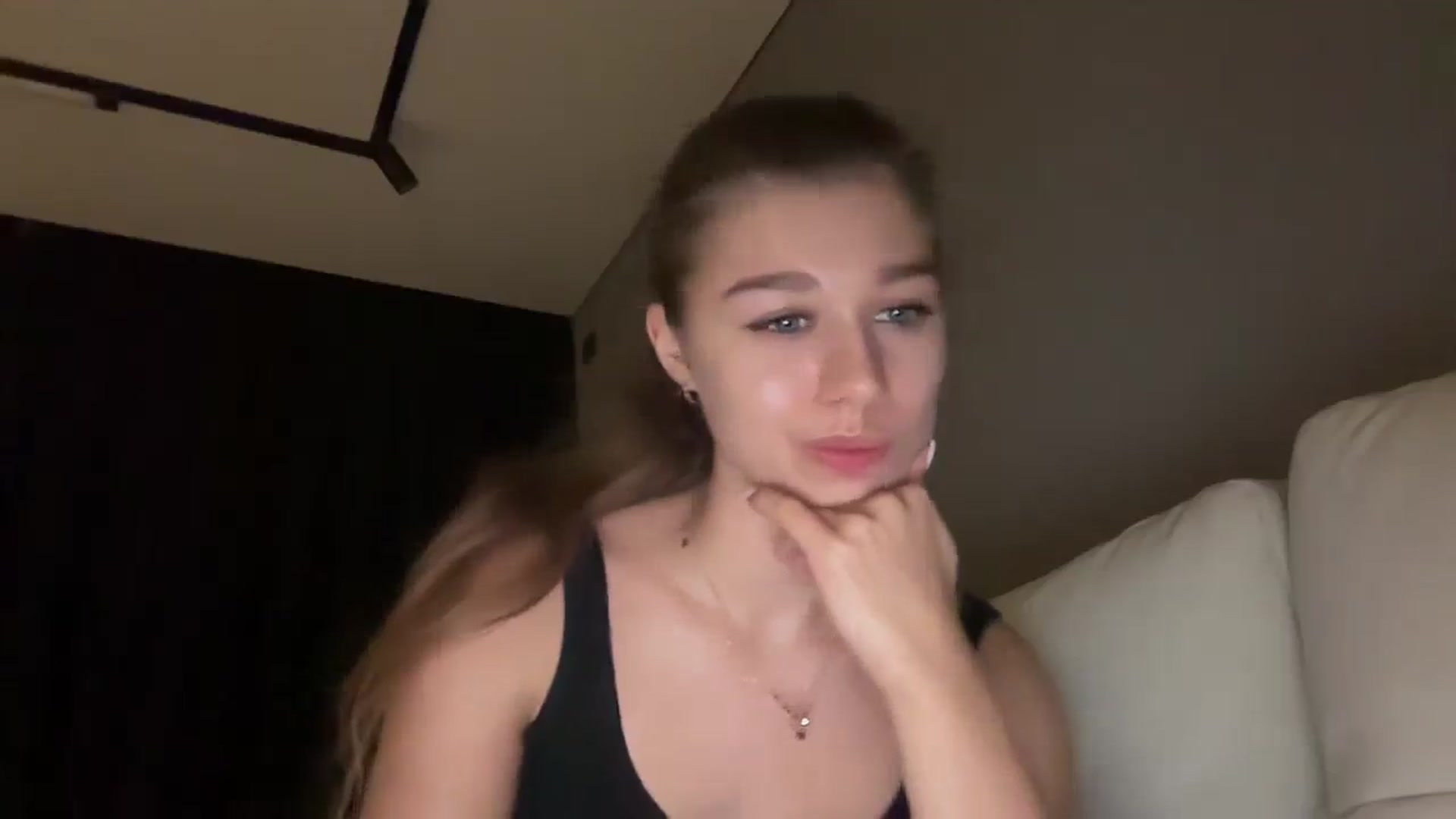 Gallery image thumbnail from JewelReigns's myfreecams stream on, 11/20/2025, 19:37 image 20 of 20