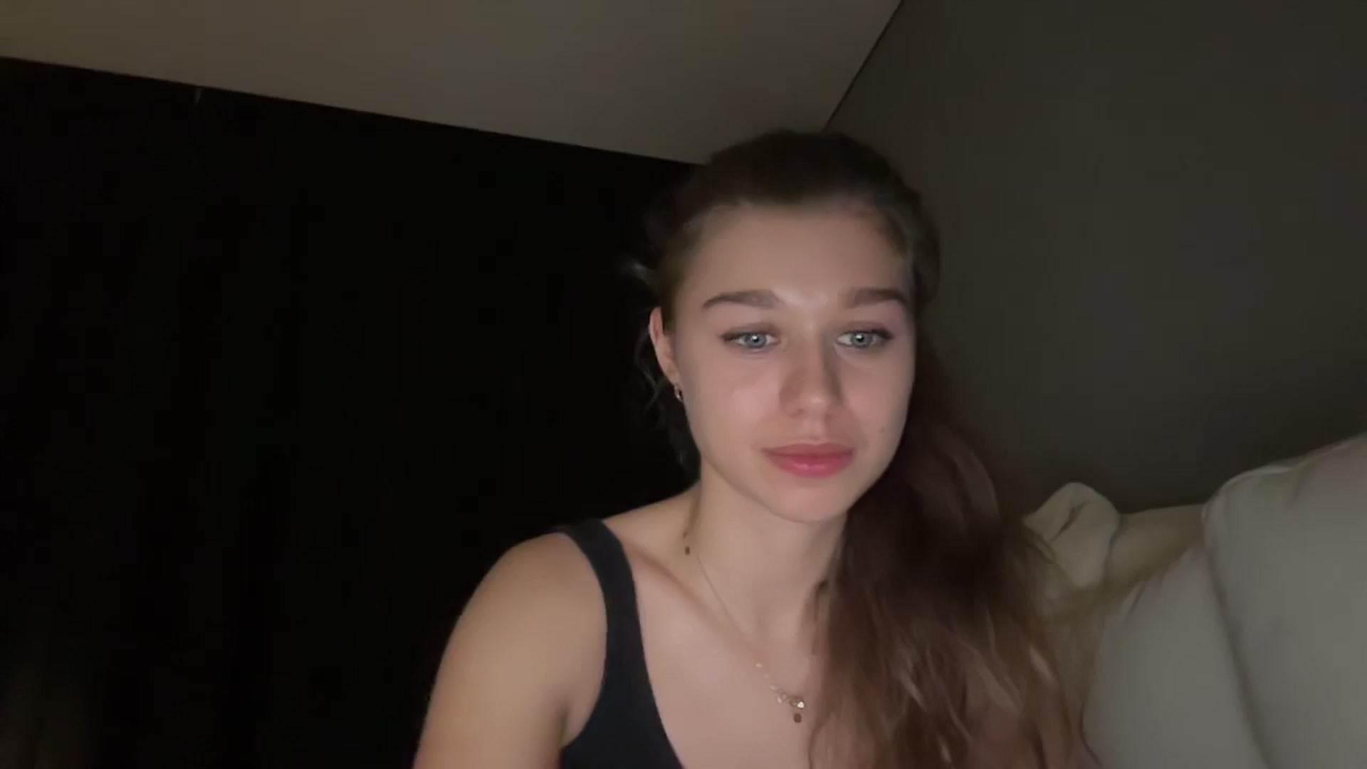 Gallery image thumbnail from JewelReigns's myfreecams stream on, 11/20/2025, 21:36 image 16 of 20