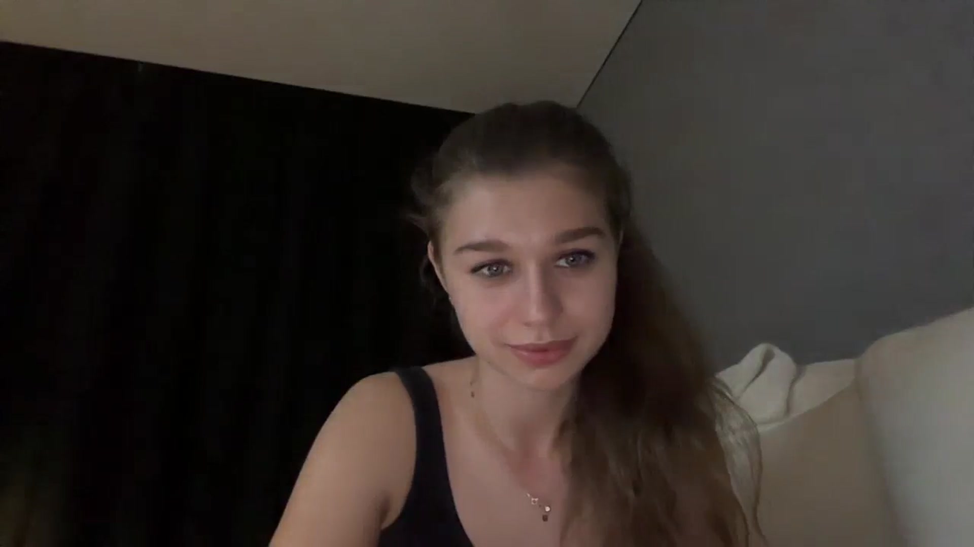 Gallery image thumbnail from JewelReigns's myfreecams stream on, 11/20/2025, 21:36 image 17 of 20