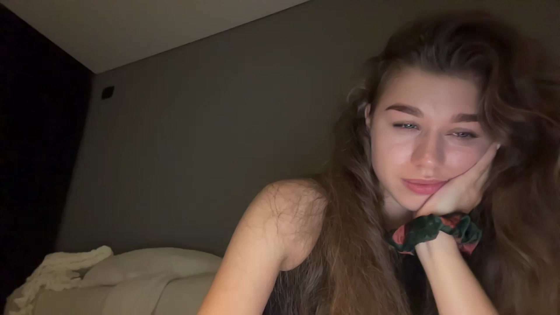 Gallery image thumbnail from JewelReigns's myfreecams stream on, 11/22/2025, 16:46 image 1 of 20