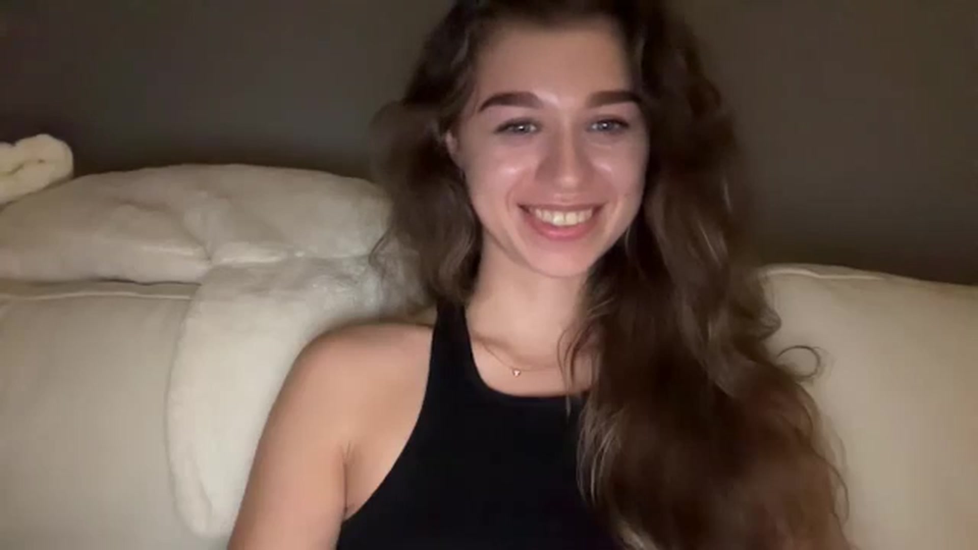 Gallery image thumbnail from JewelReigns's myfreecams stream on, 11/22/2025, 22:02 image 7 of 20