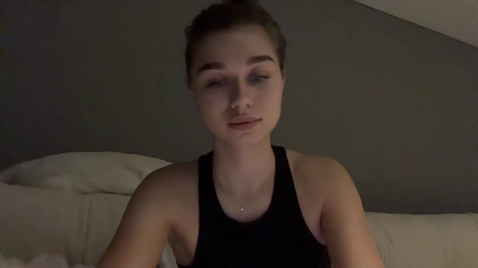 Gallery image thumbnail from JewelReigns's myfreecams stream on, 11/22/2025, 22:33 image 8 of 20