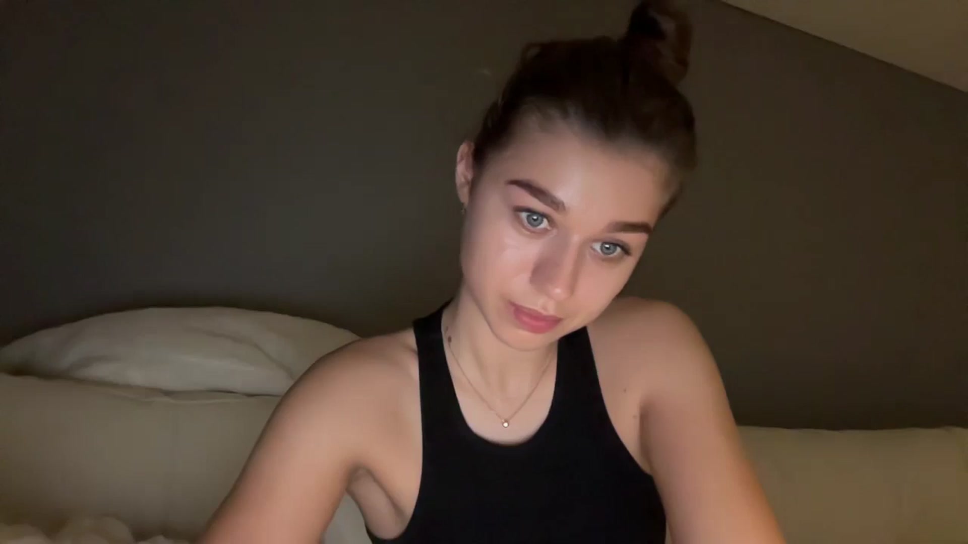 Gallery image thumbnail from JewelReigns's myfreecams stream on, 11/22/2025, 22:33 image 12 of 20