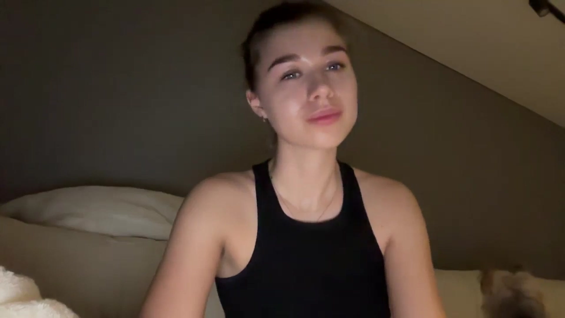 Gallery image thumbnail from JewelReigns's myfreecams stream on, 11/22/2025, 23:02 image 4 of 20