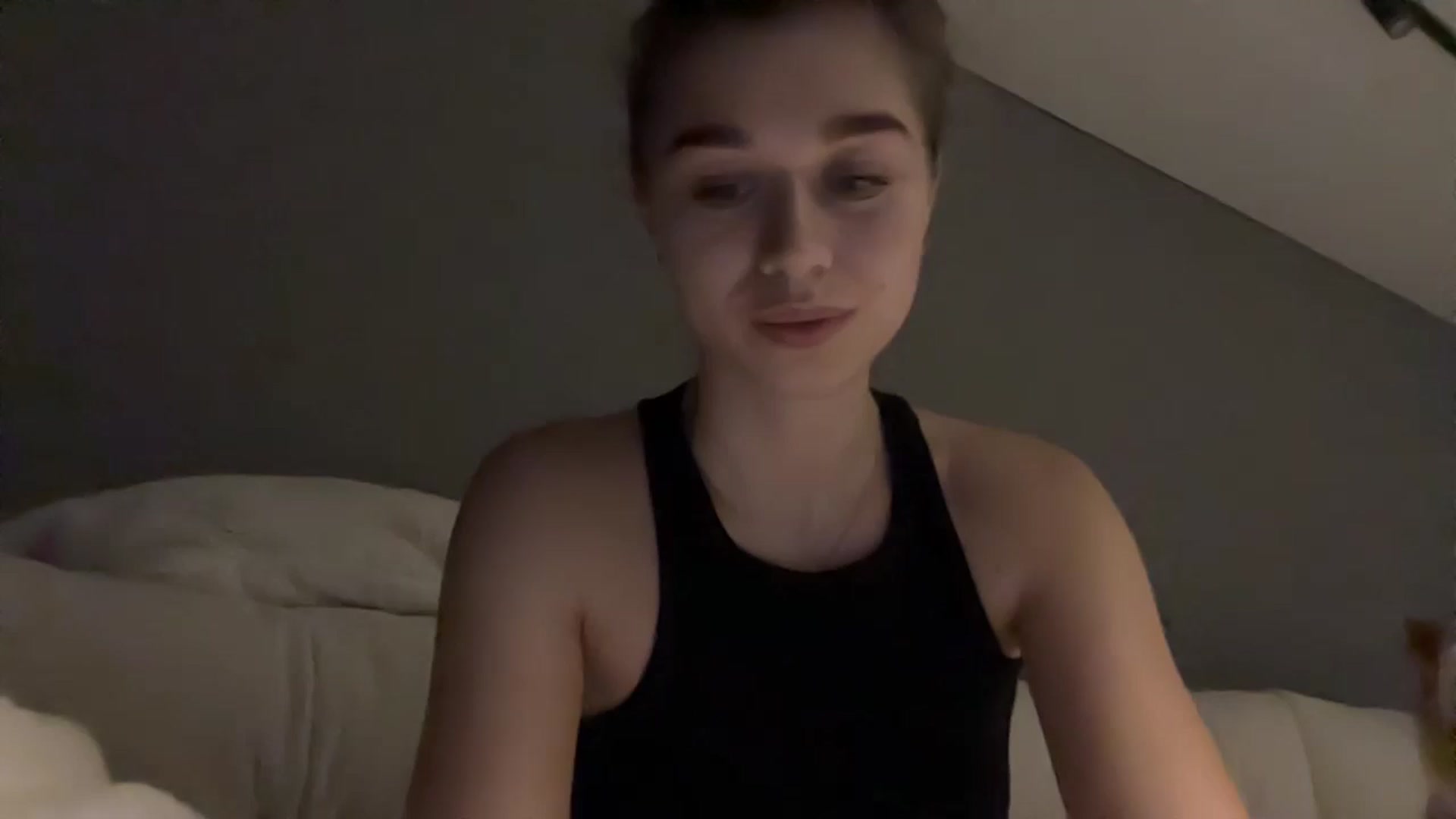 Gallery image thumbnail from JewelReigns's myfreecams stream on, 11/22/2025, 23:02 image 2 of 20