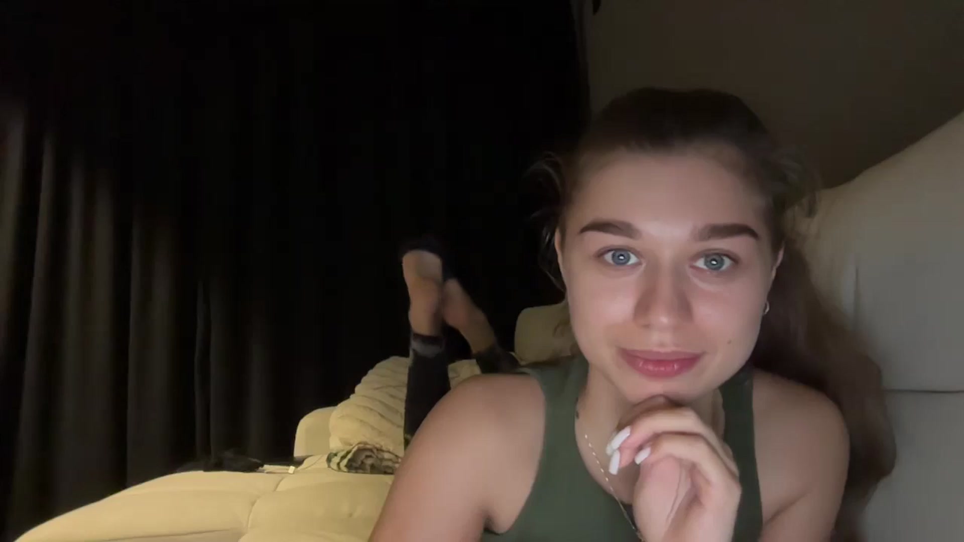 Gallery image thumbnail from JewelReigns's myfreecams stream on, 11/23/2025, 22:46 image 17 of 20