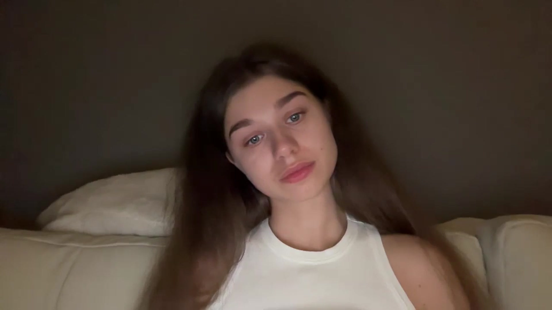 Gallery image thumbnail from JewelReigns's myfreecams stream on, 11/27/2025, 22:03 image 3 of 20