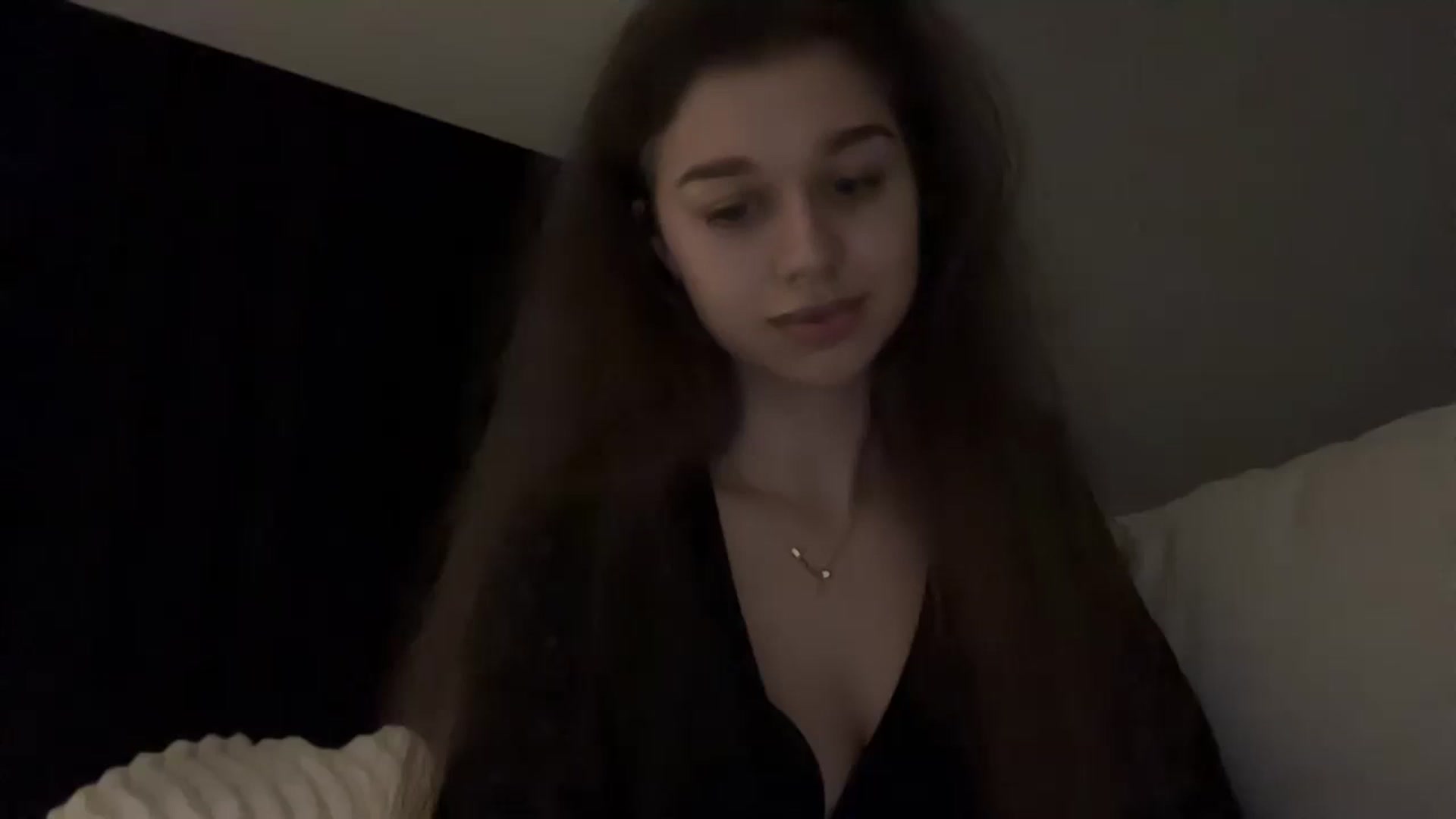 Gallery image thumbnail from JewelReigns's myfreecams stream on, 12/02/2025, 21:26 image 13 of 20