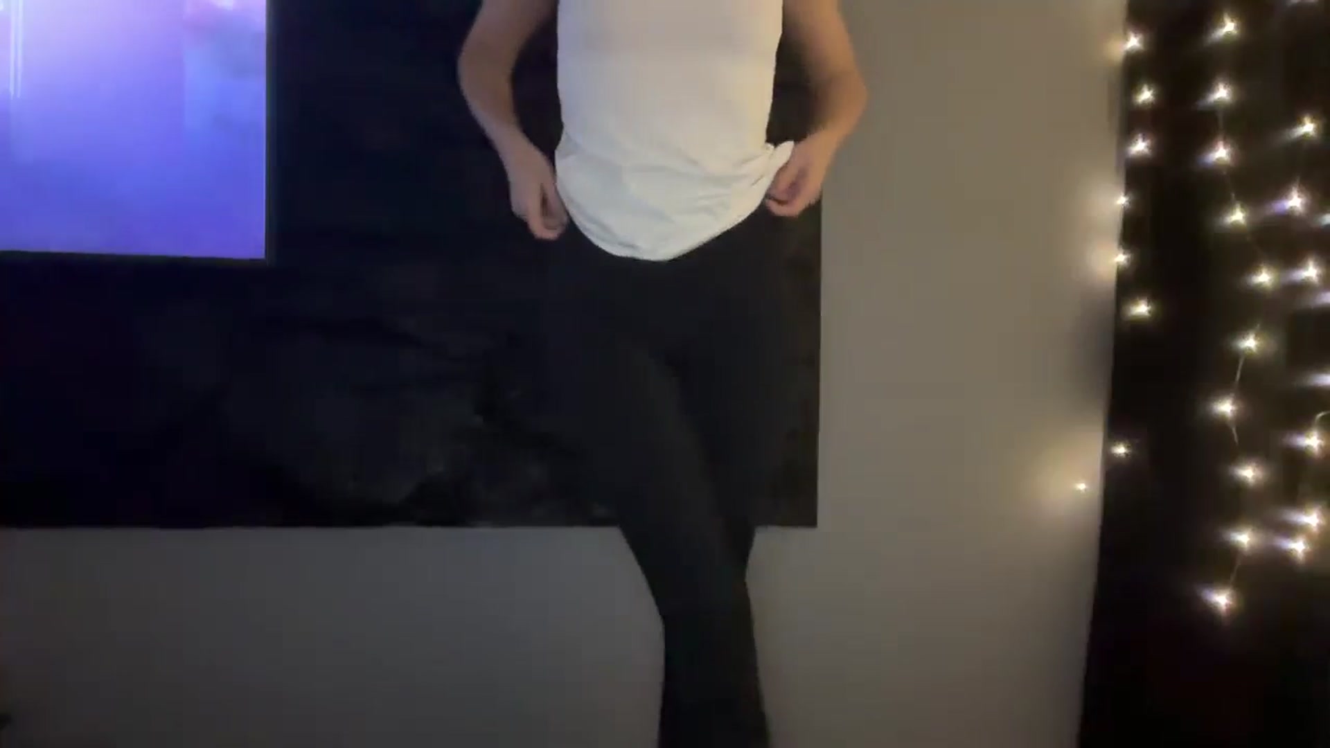 Gallery image thumbnail from JewelReigns's myfreecams stream on, 12/29/2025, 18:46 image 17 of 20