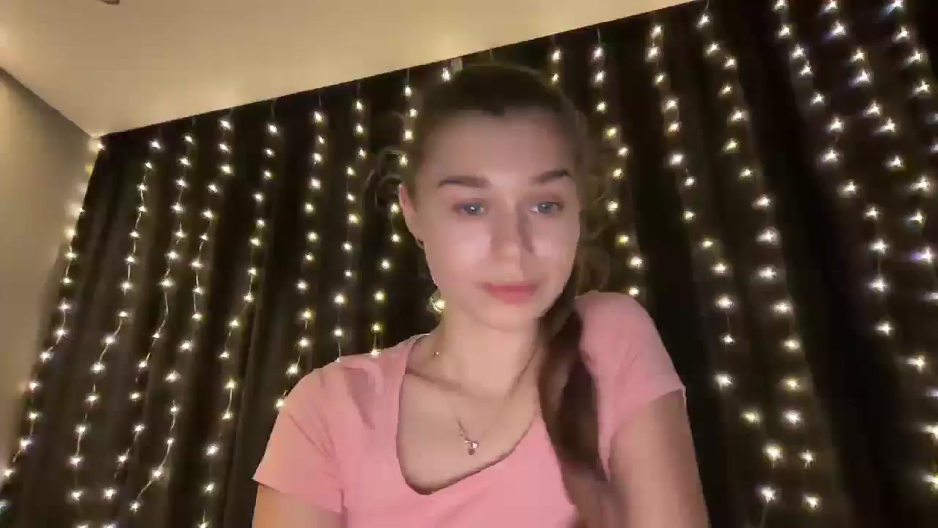 Gallery image thumbnail from JewelReigns's myfreecams stream on, 12/29/2025, 19:32 image 6 of 20