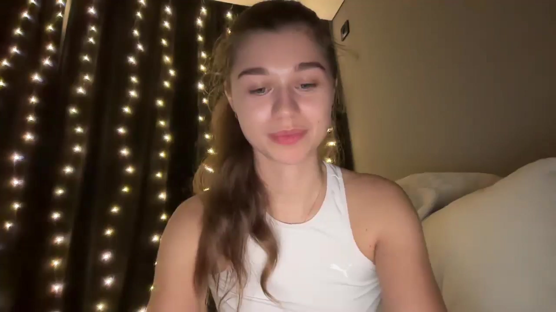 Gallery image thumbnail from JewelReigns's myfreecams stream on, 12/29/2025, 20:10 image 19 of 20