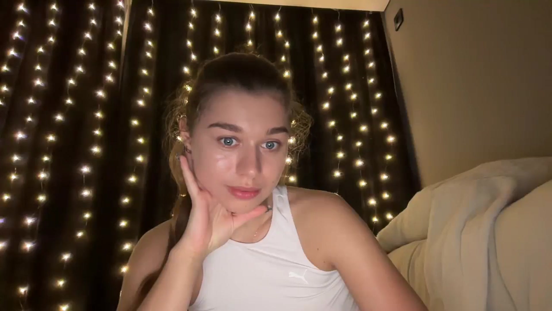 Gallery image thumbnail from JewelReigns's myfreecams stream on, 12/29/2025, 20:10 image 2 of 20