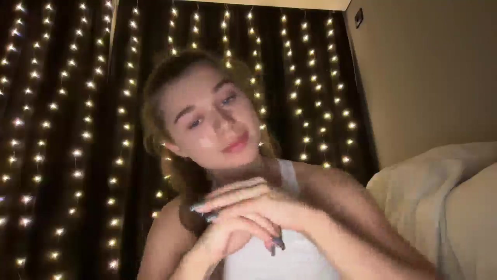 Gallery image thumbnail from JewelReigns's myfreecams stream on, 12/29/2025, 20:10 image 4 of 20