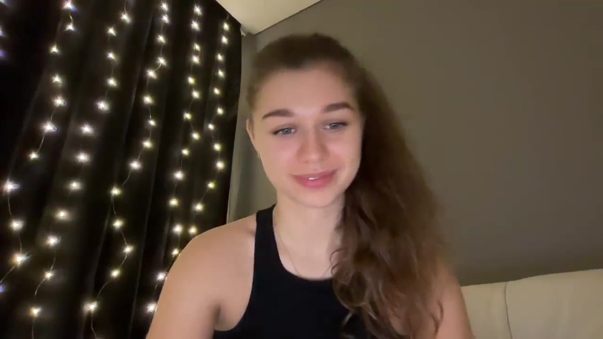 Gallery image thumbnail from JewelReigns's myfreecams stream on, 01/03/2026, 18:40 image 19 of 20