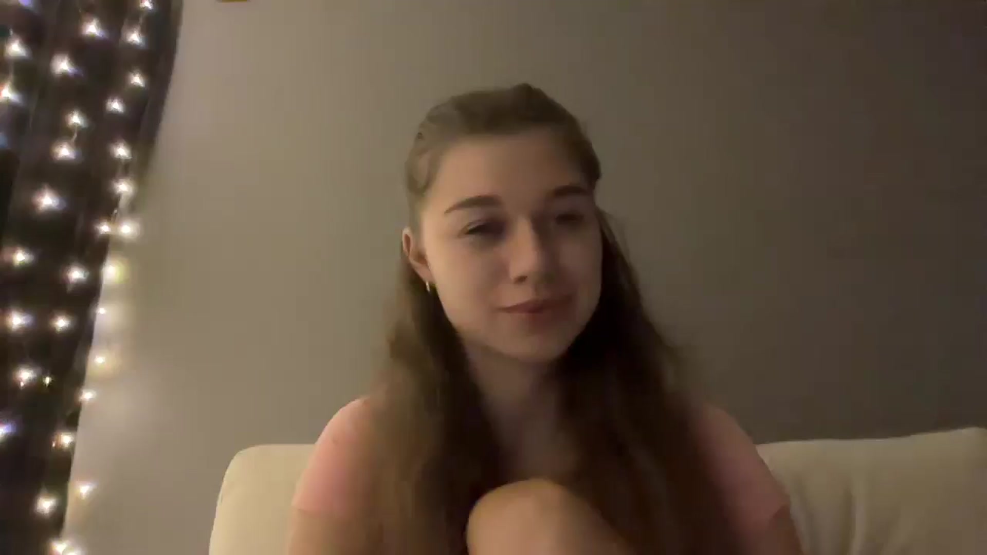 Gallery image thumbnail from JewelReigns's myfreecams stream on, 01/04/2026, 23:07 image 1 of 20