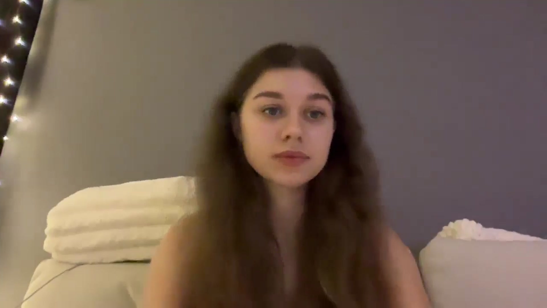 Gallery image thumbnail from JewelReigns's myfreecams stream on, 01/08/2026, 18:07 image 5 of 20