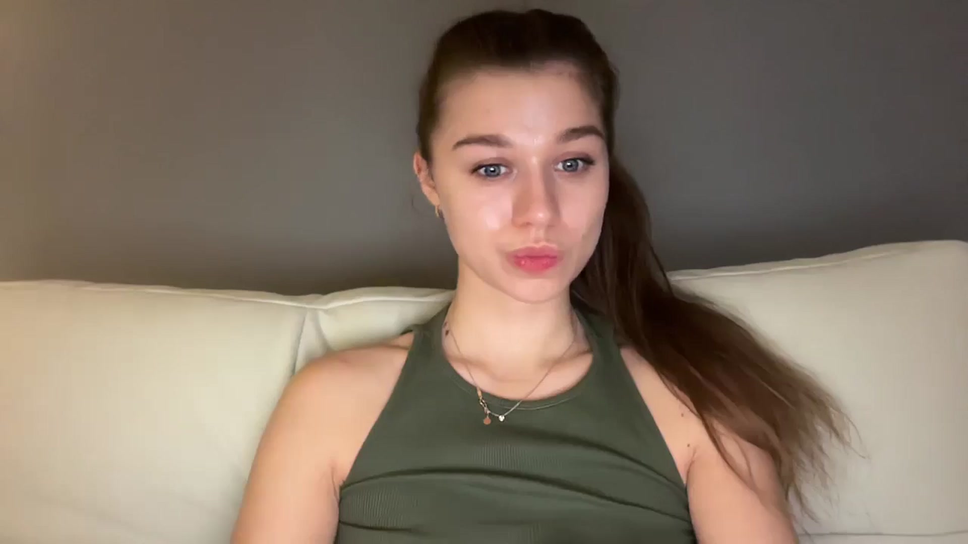 Gallery image thumbnail from JewelReigns's myfreecams stream on, 01/15/2026, 21:50 image 18 of 20