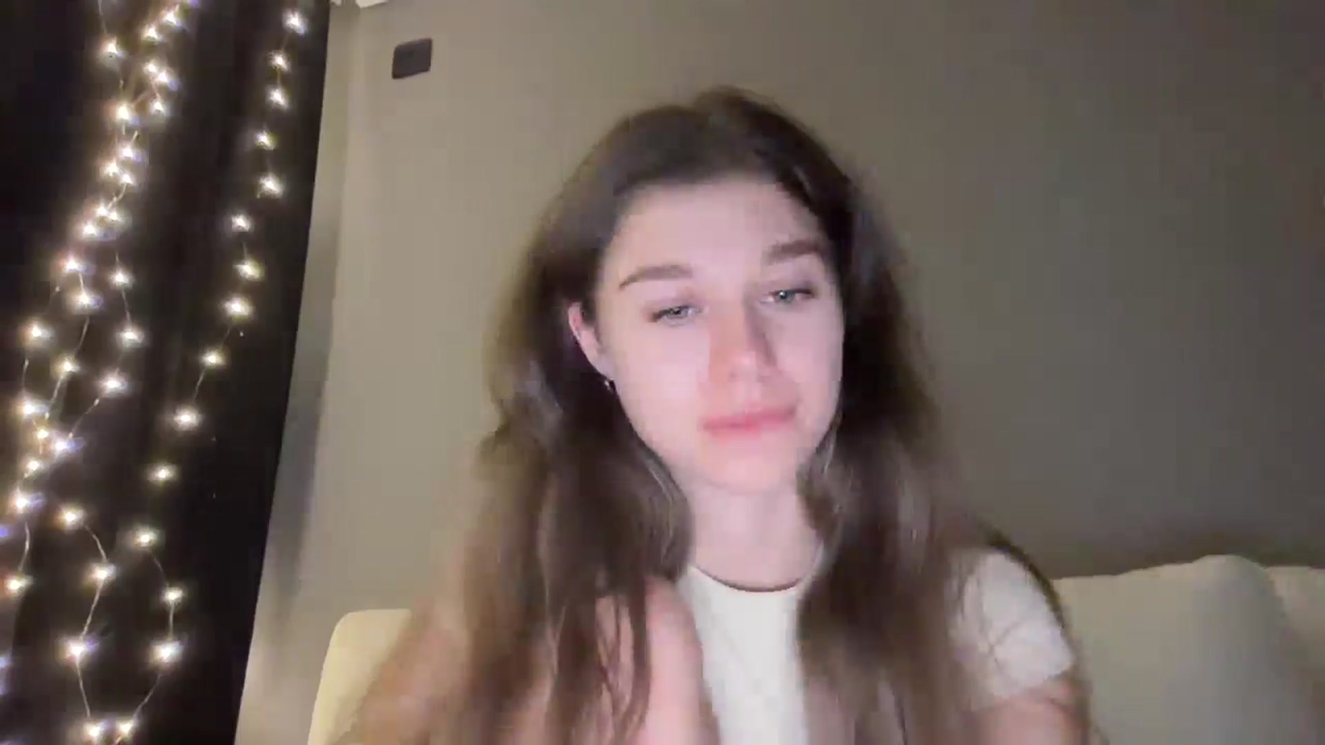 Gallery image thumbnail from JewelReigns's myfreecams stream on, 01/18/2026, 23:56 image 6 of 20