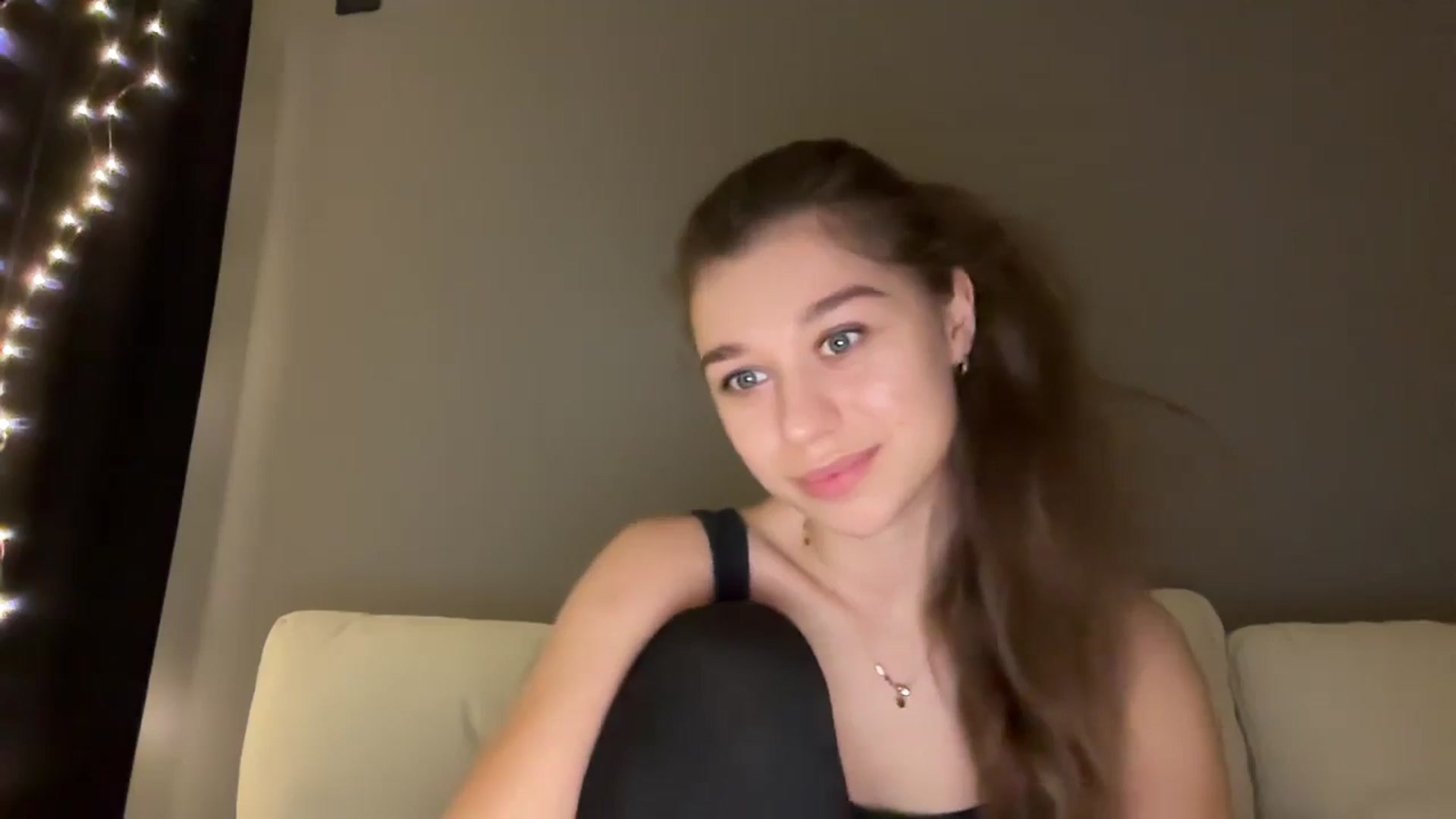 Gallery image thumbnail from JewelReigns's myfreecams stream on, 01/20/2026, 18:27 image 19 of 20