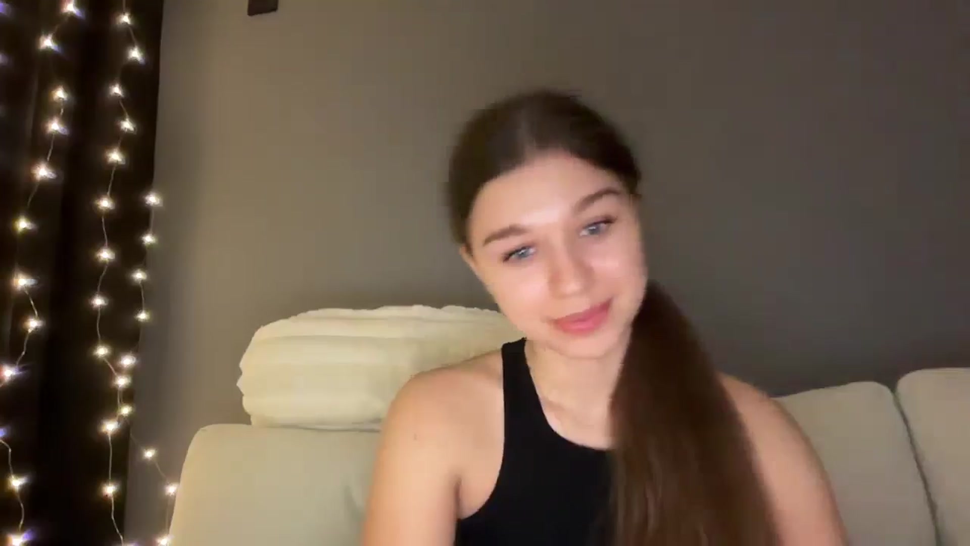 Gallery image thumbnail from JewelReigns's myfreecams stream on, 01/23/2026, 21:07 image 9 of 20