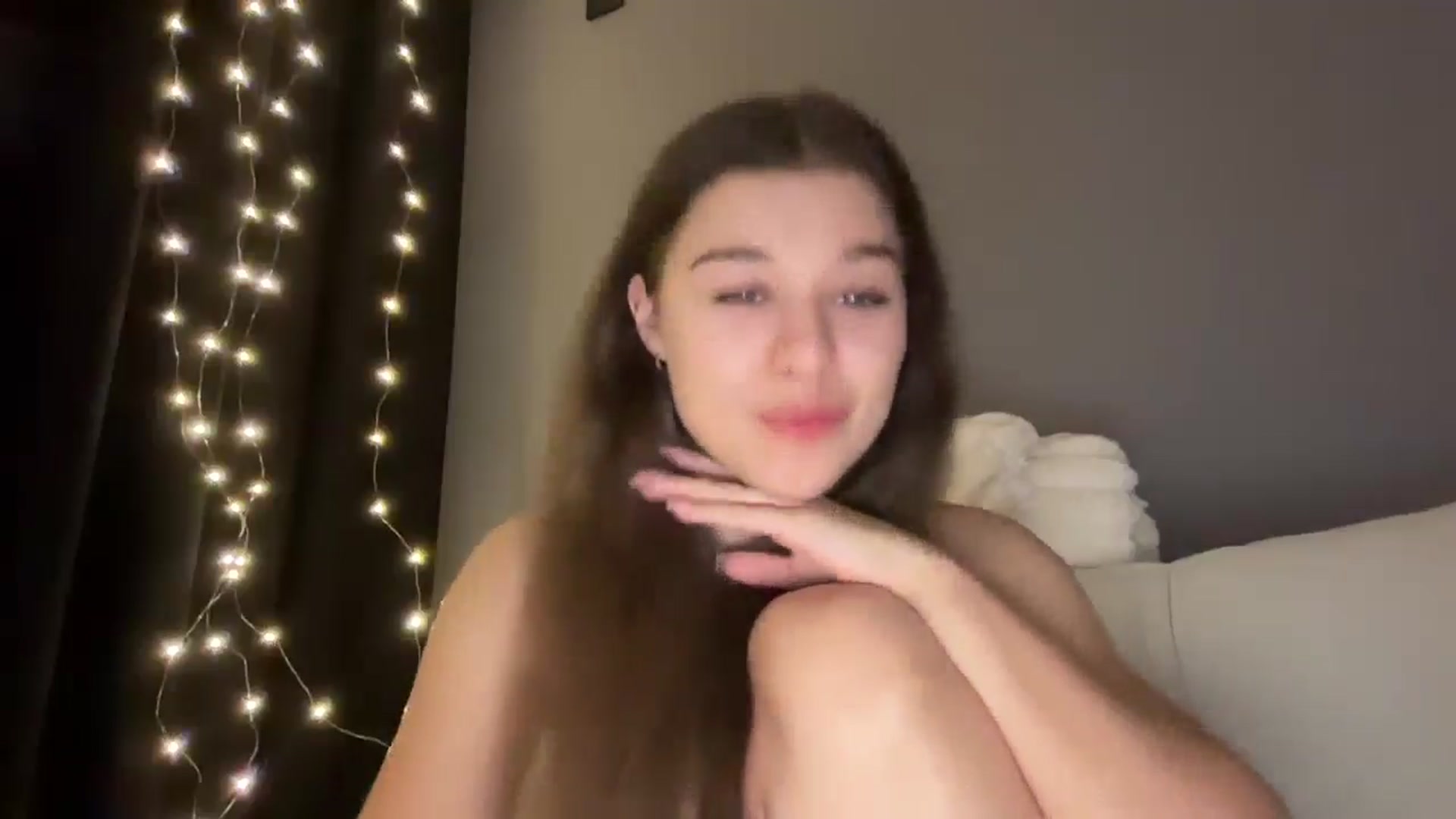 Gallery image thumbnail from JewelReigns's myfreecams stream on, 01/25/2026, 19:28 image 4 of 20
